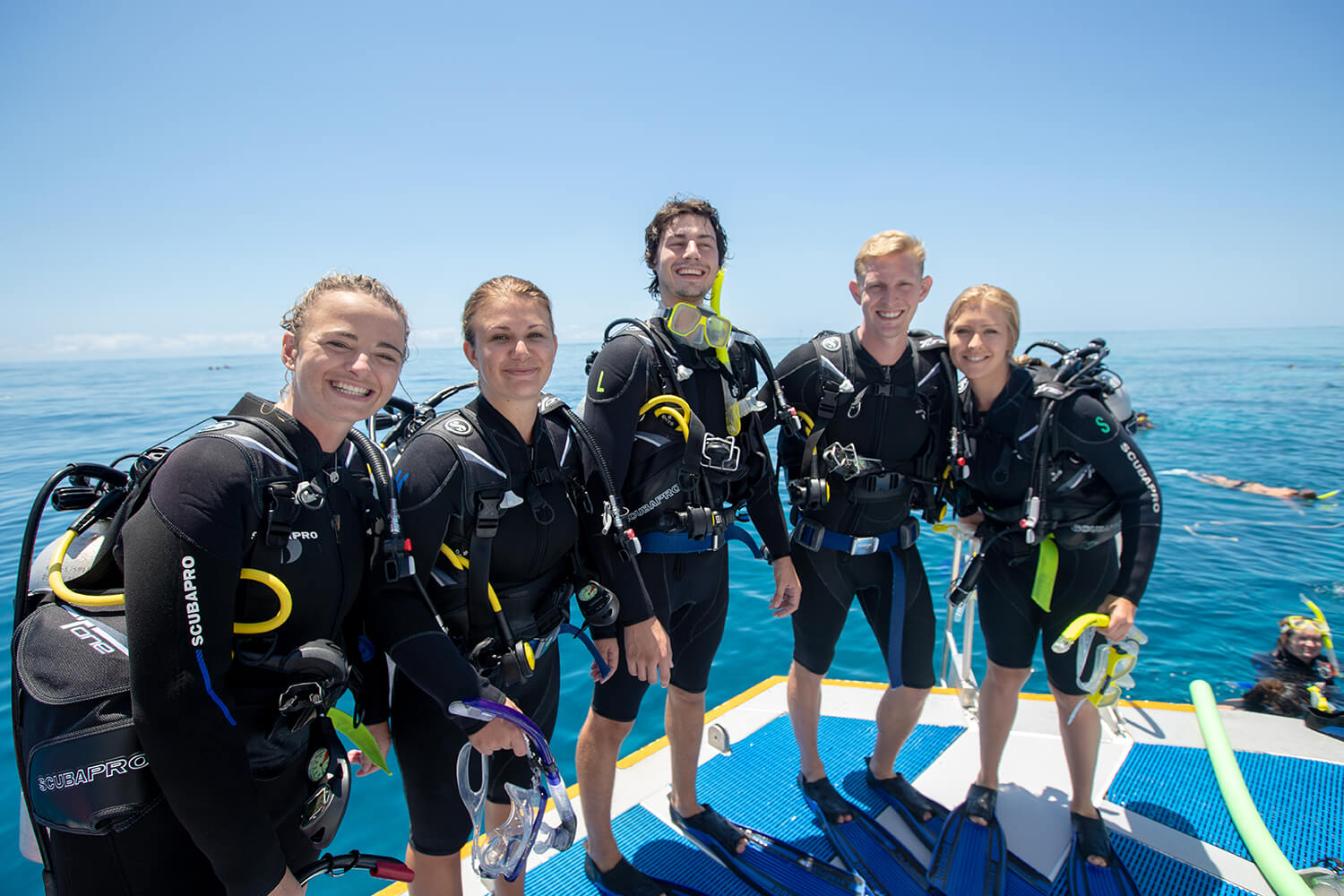 Scuba Diving group_Great Barrier Reef Tour Cairns